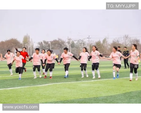 当绿茵遇上奇迹球星附体素材足球点燃无限热血梦想