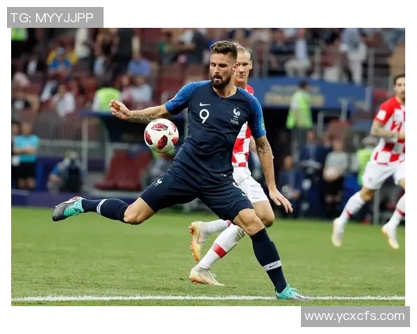 法兰西足球传奇人物与辉煌历程的精彩呈现与回顾 法兰西足球传奇人物与辉煌历程的精彩呈现与回顾