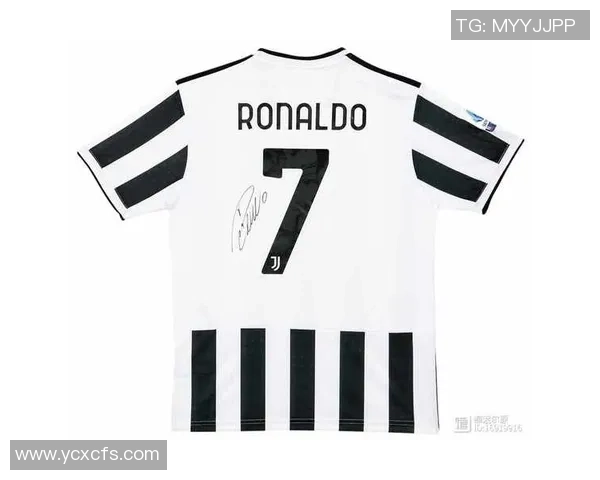 足球明星赠送球迷球衣价格揭秘明星签名球衣背后价值分析